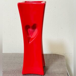 Valentines Spexial: Red Vase Heart,